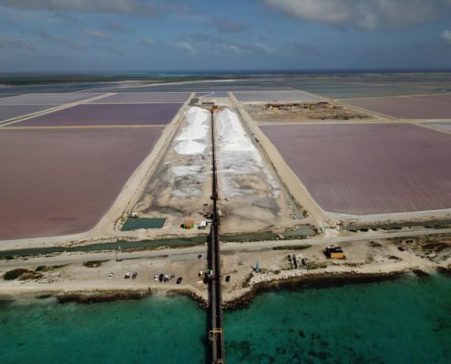 karibik_bonaire_landschaft_salzgewinnungsanlage_2