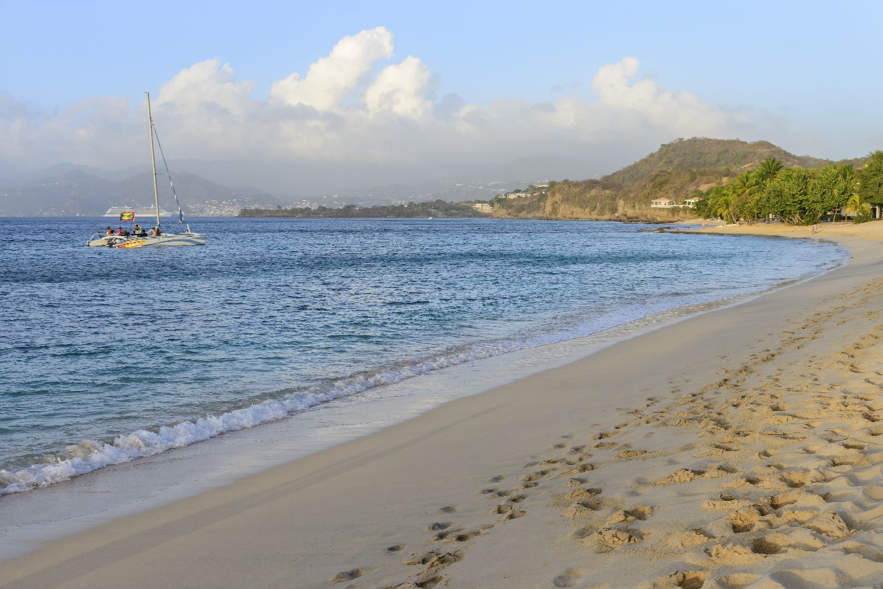 karibik-grenada-magazine_beach_5