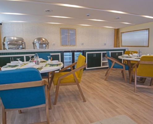 Sea Serpent Excellence - Dining
