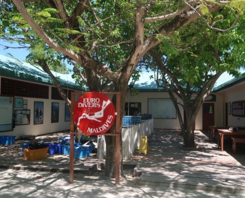 malediven_tauchen_tauchreisen_Tauchurlaub_sued_ari_atoll_vilemandhoo_eurodivers_tauchbasis2