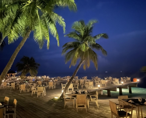 malediven_tauchen_tauchreisen_Tauchurlaub_sued_ari_atoll_vilemandhoo_terrasse4
