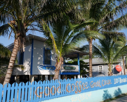 honduras_utila_east_harbour_coffeeshop_tauchbasis