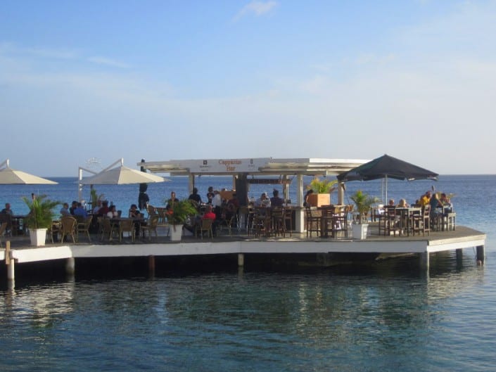 karibik_bonaire_tauchen_bar